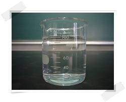 水酸化ナトリウム約0.4gを溶かして約100mLの水溶液をつくる。